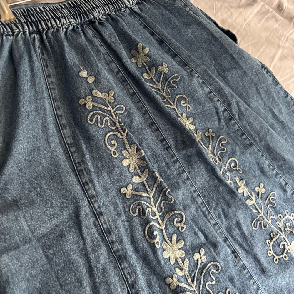 Embroidered Denim High Rise Maxi Skirt. - Picture 9 of 12